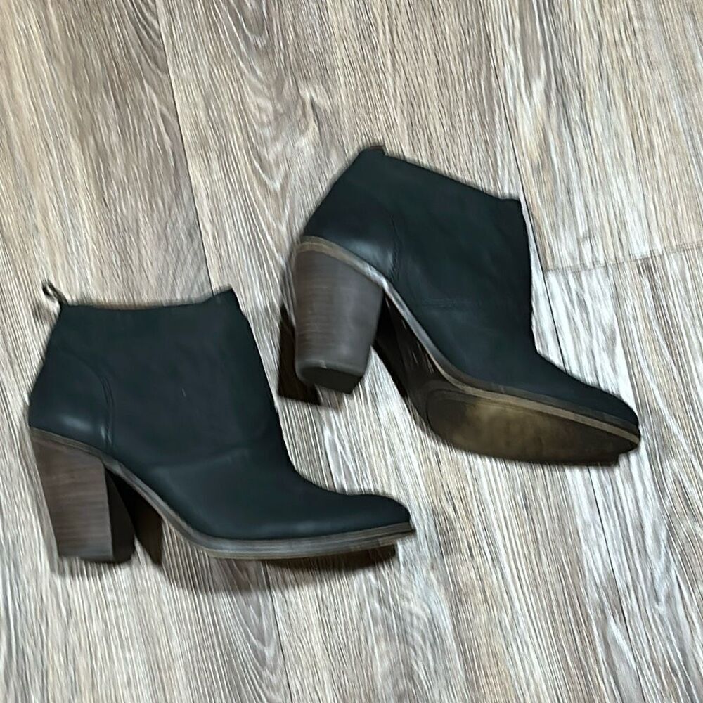 Lucky Brand Ehllen western bootie heels black 8.5